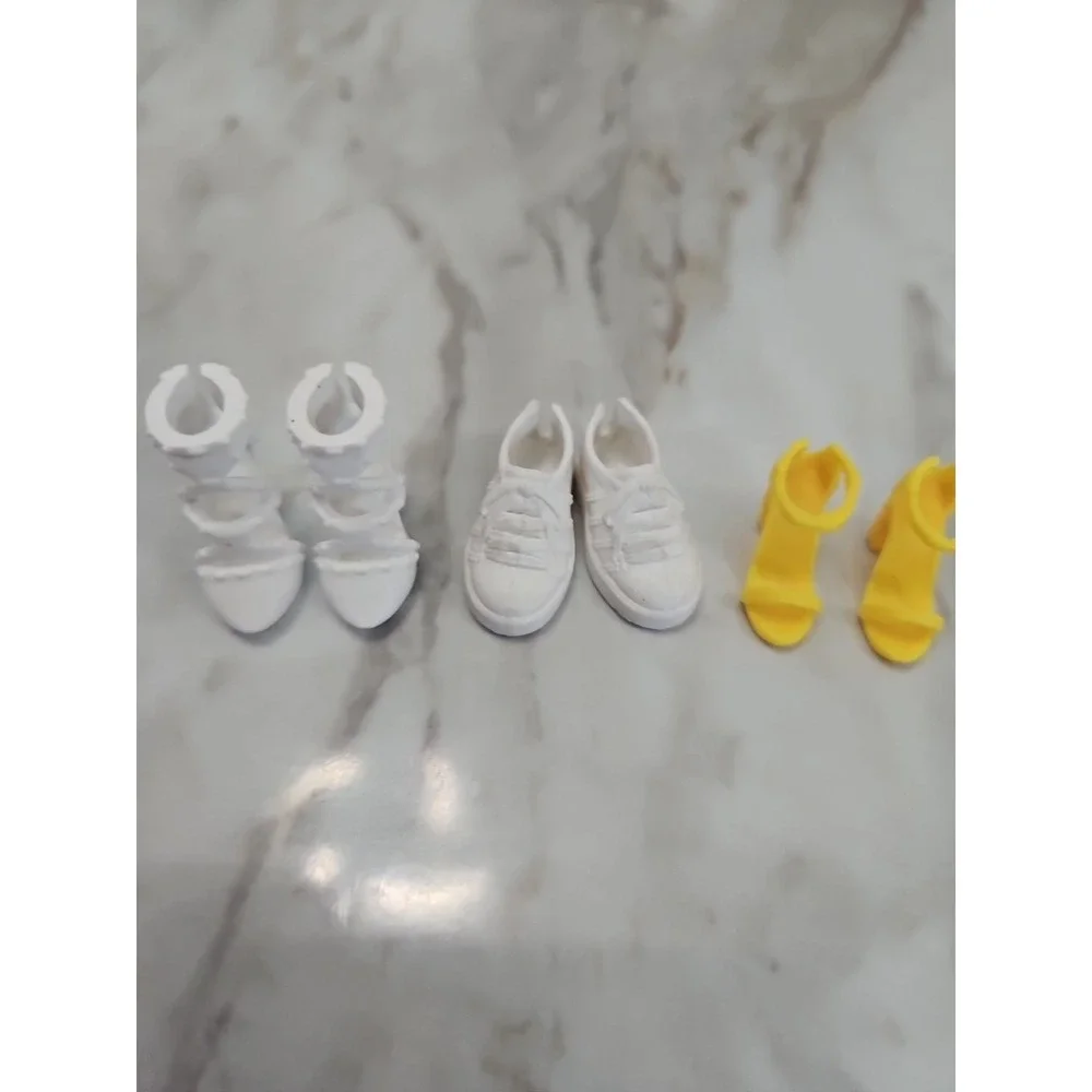 Barbie Doll Shoe Lot Tennis Shoes, Yellow Heels High Tops‎